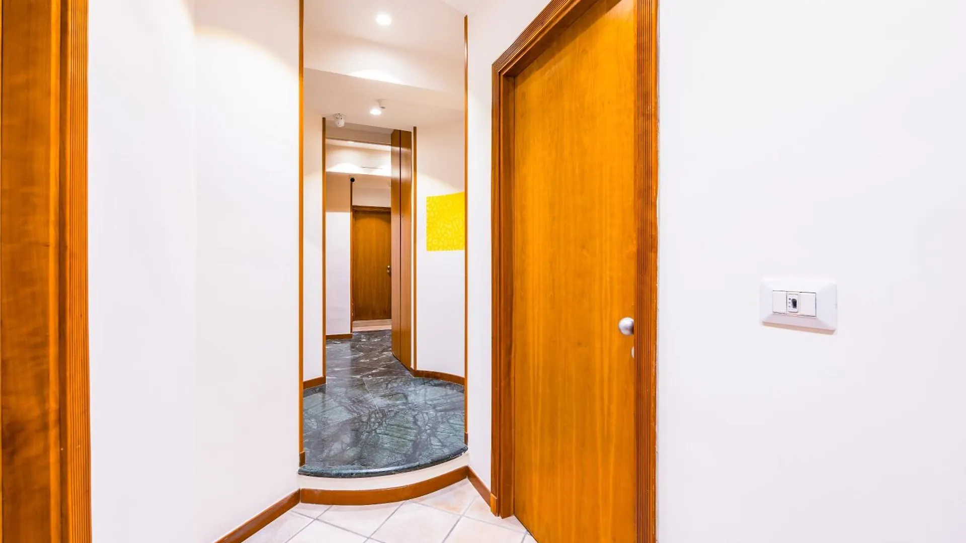 Chiave Di Fuga By Napoliapartments 0*, Naples Italy