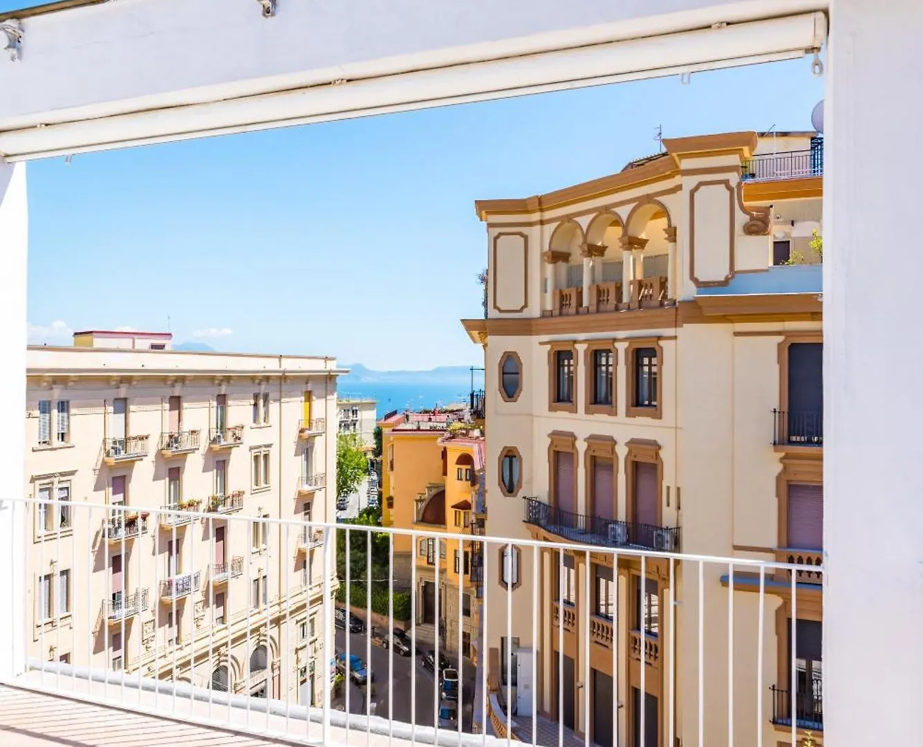 Chiave Di Fuga By Napoliapartments 0*, Naples