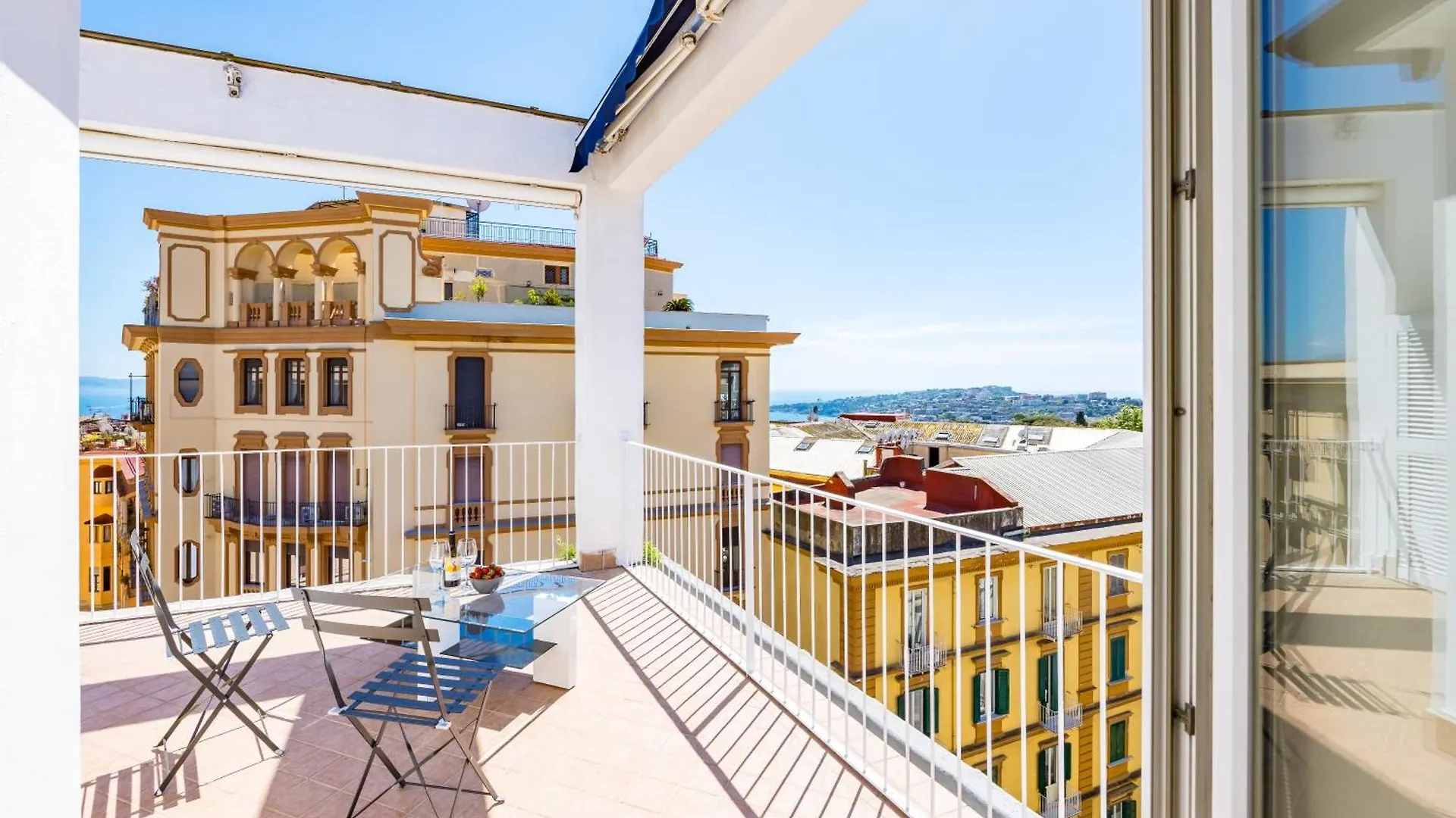 Chiave Di Fuga By Napoliapartments Italy