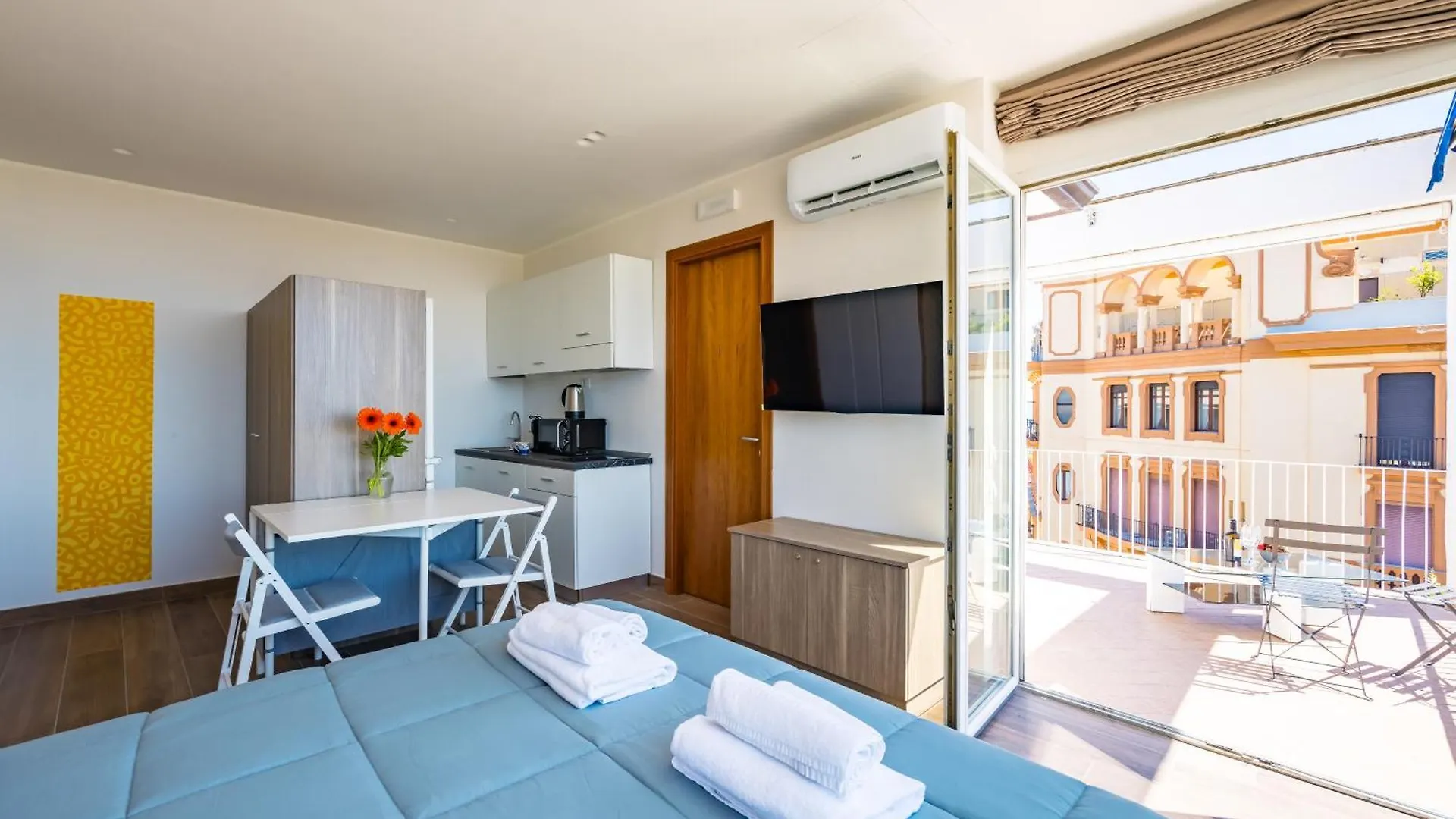Chiave Di Fuga By Napoliapartments 0*, Naples
