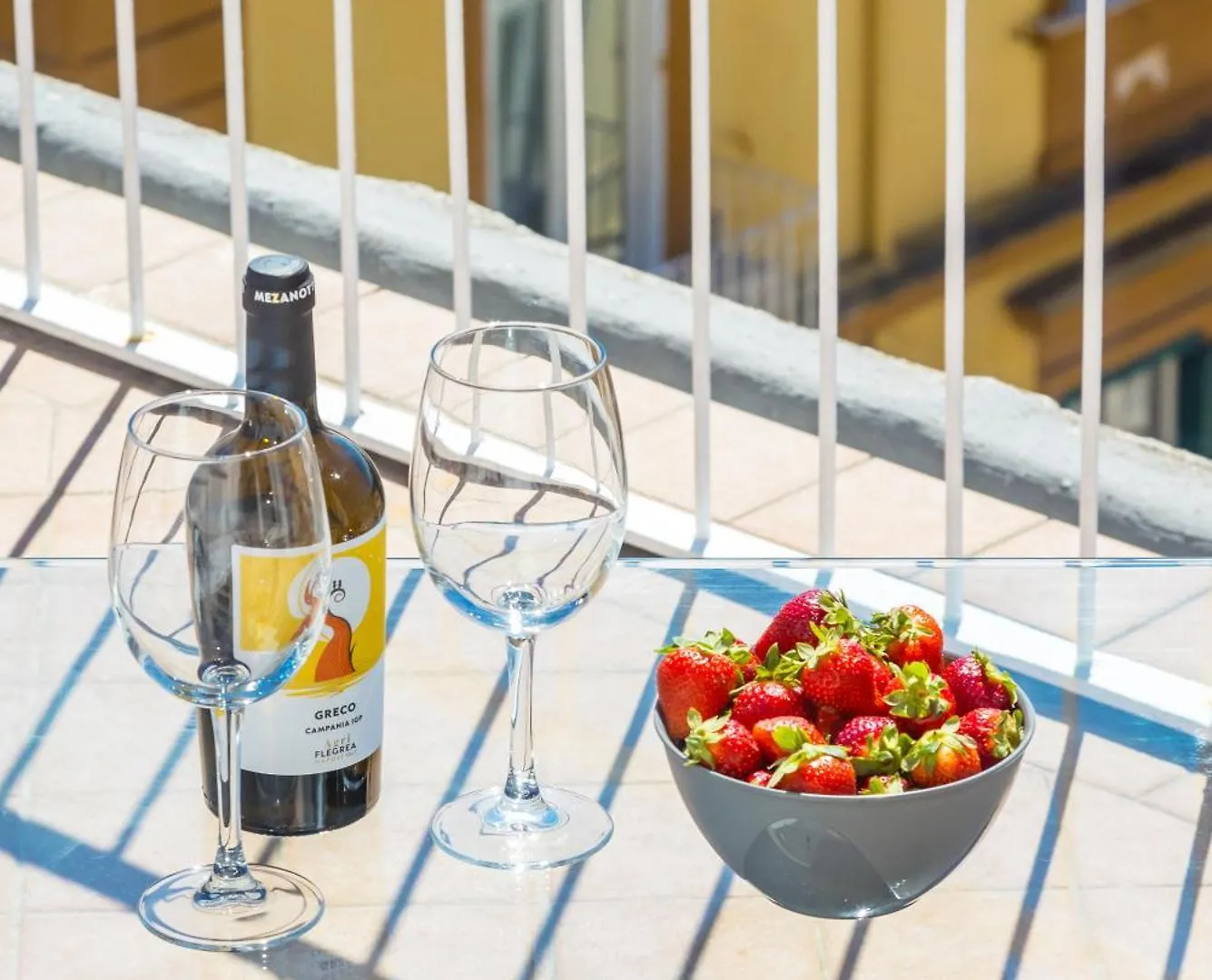 Apartment Chiave Di Fuga By Napoliapartments