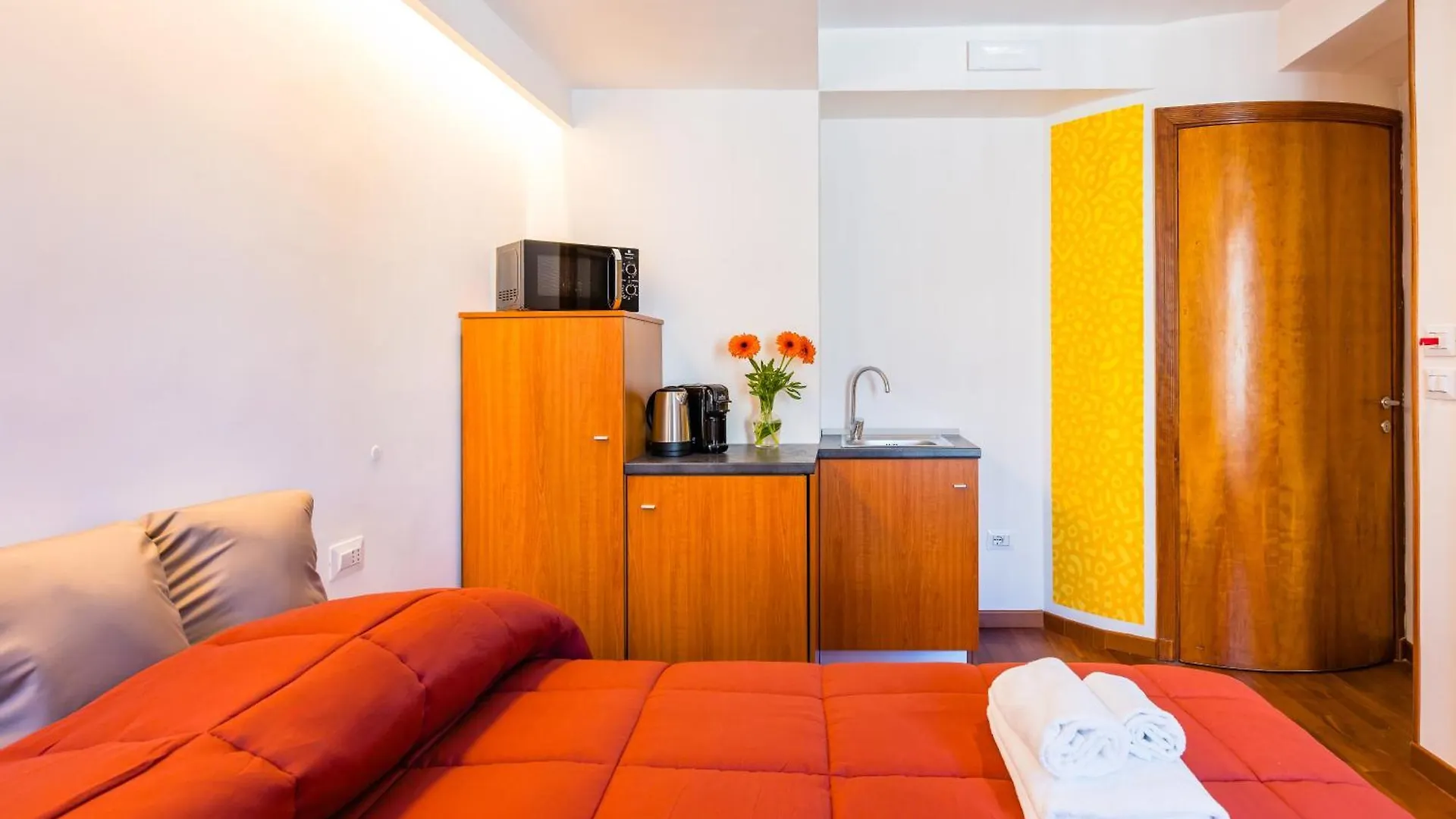 Apartment Chiave Di Fuga By Napoliapartments