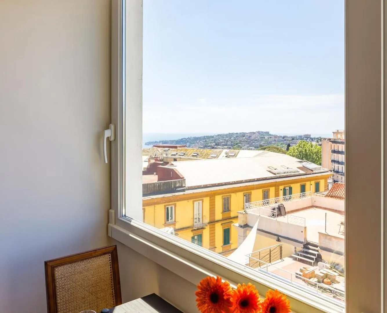 Apartment Chiave Di Fuga By Napoliapartments
